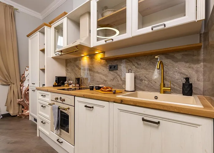 アパート With Garden View By Flat Mаnager