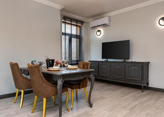 アパート With Garden View By Flat Mаnager *